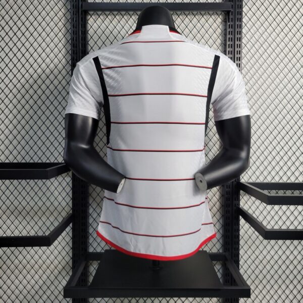 Versão Jogador Flamengo 23/24 - Image 2