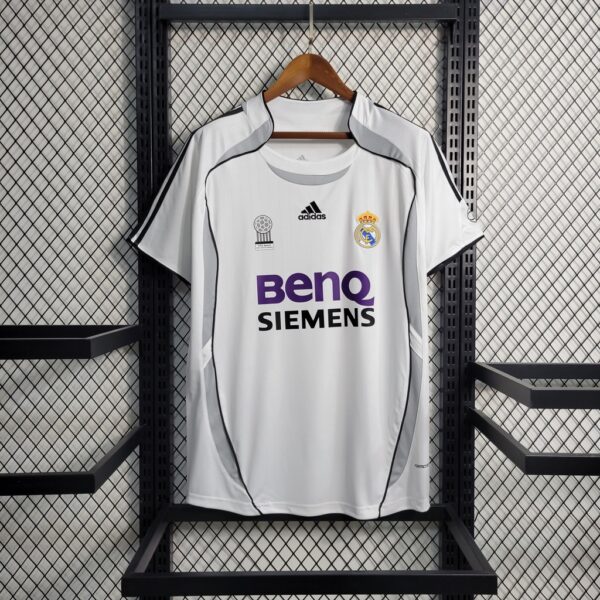 Camisa Retrô Real Madrid 06/07